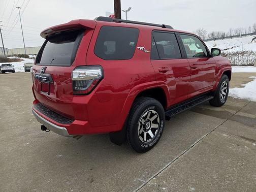 2024 Toyota 4Runner TRD Off Road