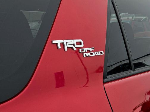 2024 Toyota 4Runner TRD Off Road