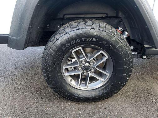 2025 Jeep Gladiator Mojave 4x4