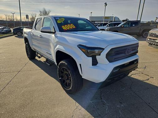 2025 Toyota Tacoma SR5