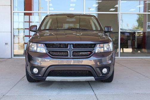 Granite Pearlcoat 2017 Dodge Journey GT