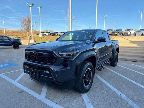 2024 Toyota Tacoma Hybrid TRD Off Road