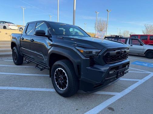 2024 Toyota Tacoma Hybrid TRD Off Road