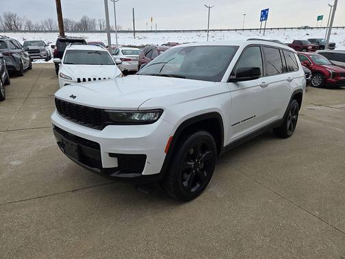 2023 Jeep Grand Cherokee L Altitude