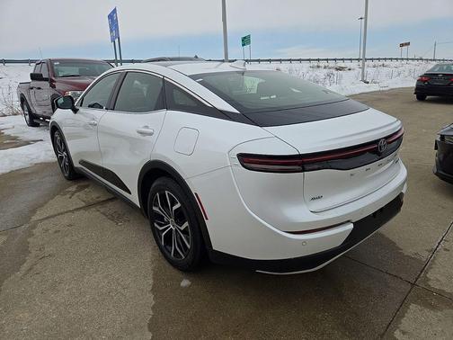 2023 Toyota Crown Limited