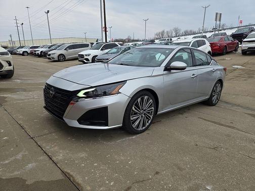 2023 Nissan Altima 2.5 SL
