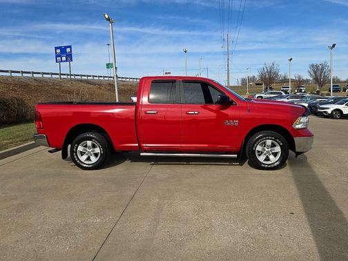 2017 RAM 1500 SLT