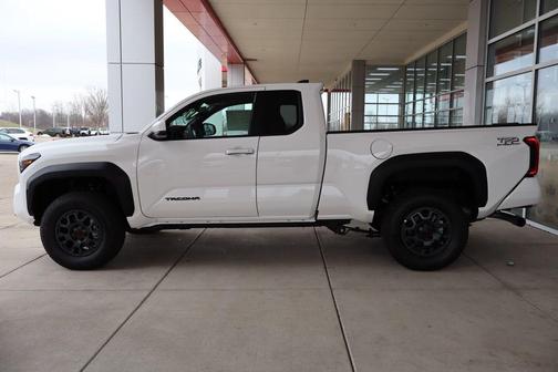 2025 Toyota Tacoma TRD PreRunner