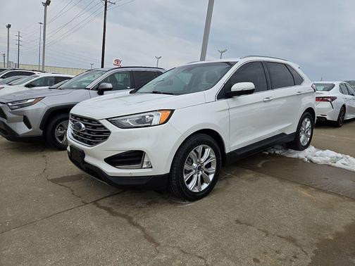 2020 Ford Edge Titanium