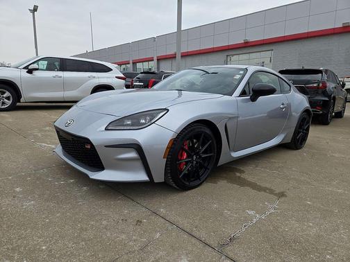 2025 Toyota GR86 Premium