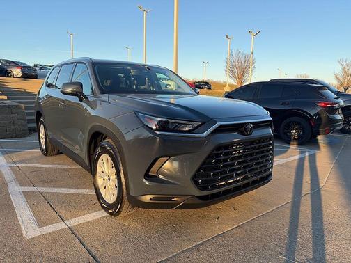 2025 Toyota Grand Highlander XLE