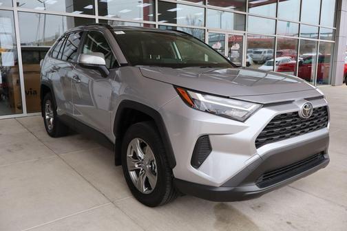 2025 Toyota RAV4 Hybrid SE