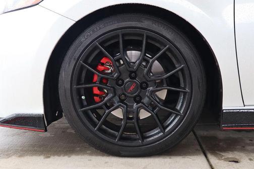 Midnight Black Metallic 2020 Toyota Camry TRD