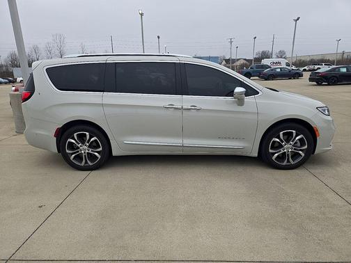 2021 Chrysler Pacifica L
