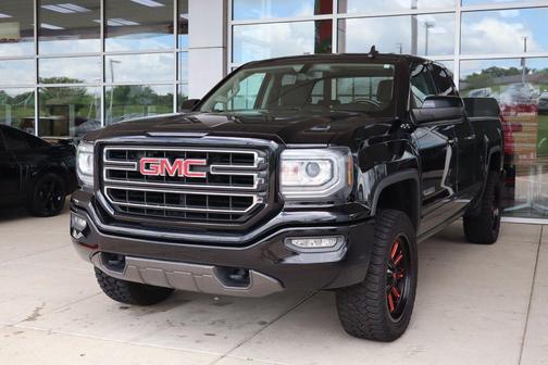 Onyx Black 2017 GMC Sierra 1500 SLE