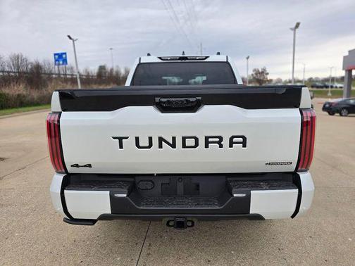 2026 Toyota Tundra Hybrid Platinum