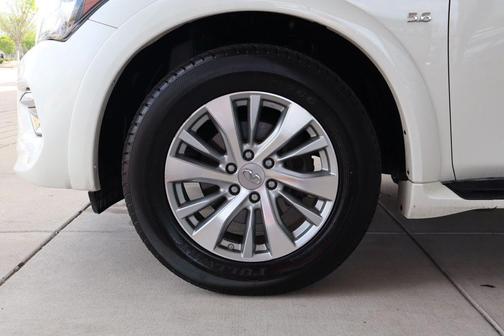 2017 INFINITI QX80 Base