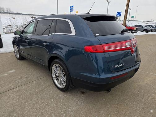 2016 Lincoln MKT EcoBoost