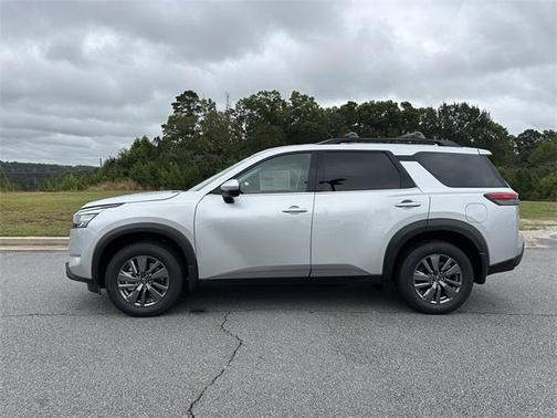 2025 Nissan Pathfinder SV FWD
