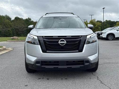 2025 Nissan Pathfinder SV FWD