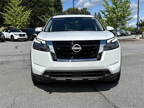 2025 Nissan Pathfinder SV FWD