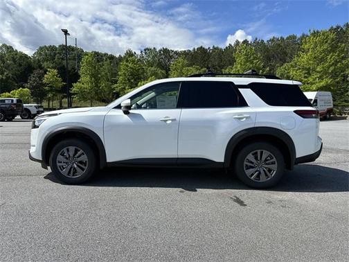 2025 Nissan Pathfinder SV FWD