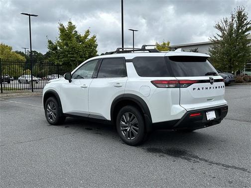 2025 Nissan Pathfinder SV FWD