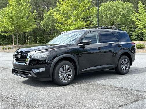 2025 Nissan Pathfinder SV FWD