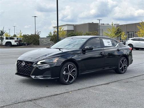 2025 Nissan Altima SR FWD