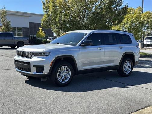 2024 Jeep Grand Cherokee L Laredo