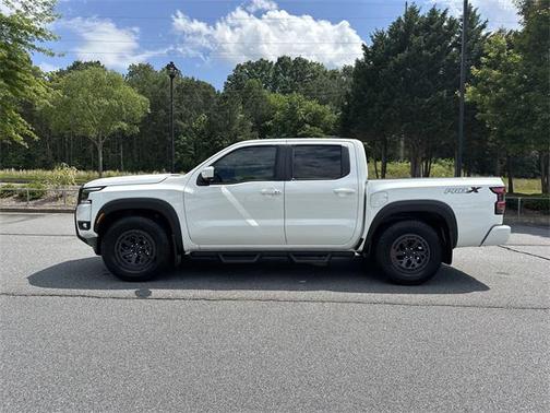 2025 Nissan Frontier PRO-X