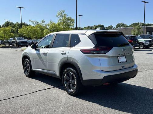 Brilliant Silver Metallic 2025 Nissan Rogue SV