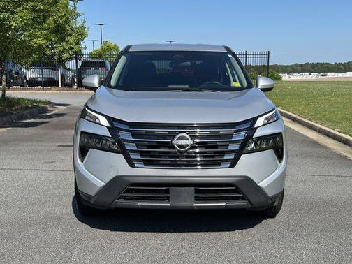 Brilliant Silver Metallic 2025 Nissan Rogue SV