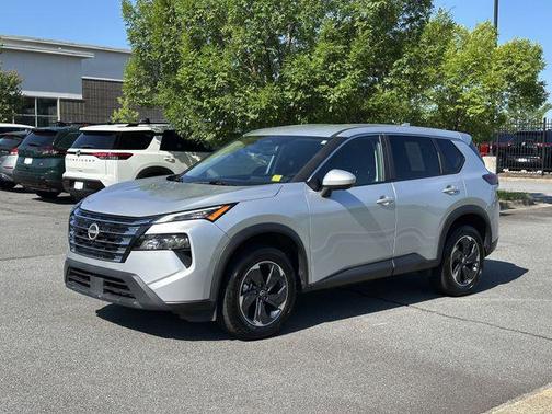 Brilliant Silver Metallic 2025 Nissan Rogue SV