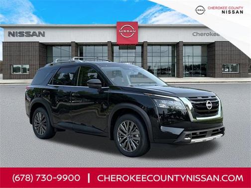 2025 Nissan Pathfinder SL 4WD