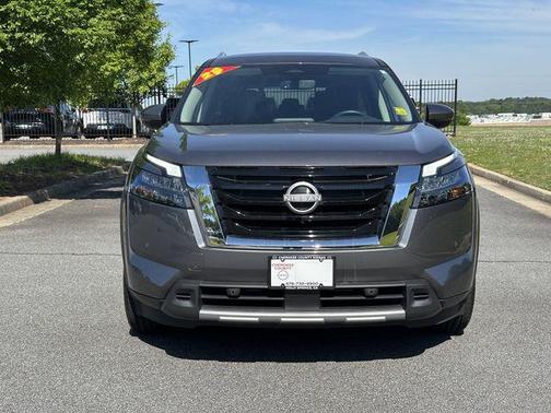 Gray 2025 Nissan Pathfinder SL 4WD