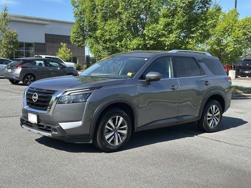Gray 2025 Nissan Pathfinder SL 4WD