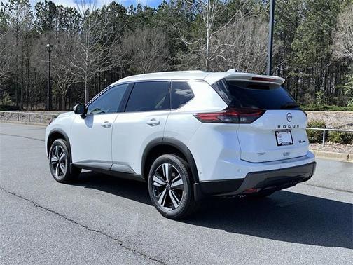 2025 Nissan Rogue SL