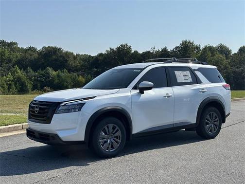 2025 Nissan Pathfinder SV 4WD