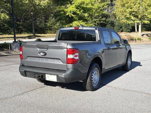 Carbonized Gray Metallic 2025 Ford Maverick XL