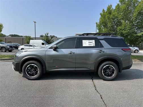 2025 Nissan Pathfinder Rock Creek 4WD