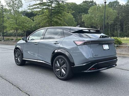2025 Nissan ARIYA EVOLVE+