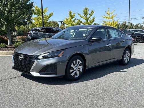 2025 Nissan Altima S FWD