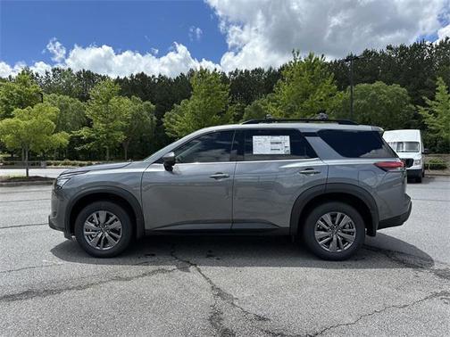 2025 Nissan Pathfinder SV FWD