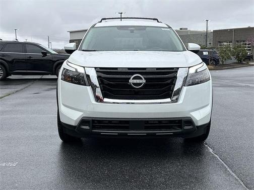 2025 Nissan Pathfinder SV 4WD