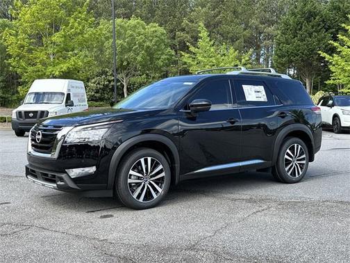 2025 Nissan Pathfinder Platinum 4WD
