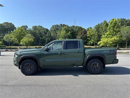 2025 Nissan Frontier PRO-X