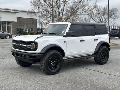 Oxford White 2024 Ford Bronco Wildtrak