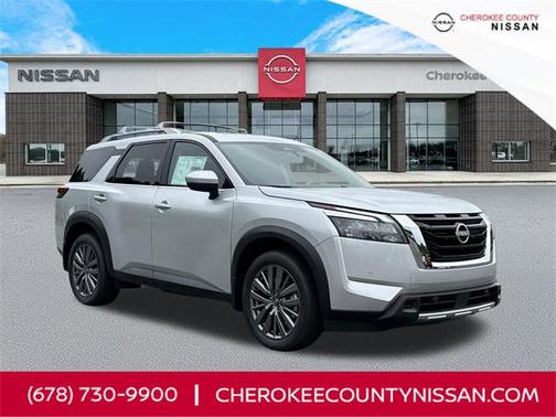 2025 Nissan Pathfinder SL 4WD