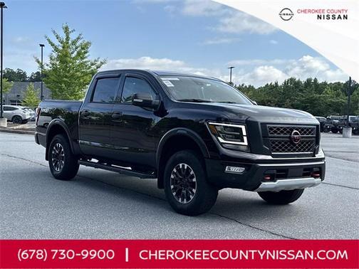 2024 Nissan Titan PRO-4X